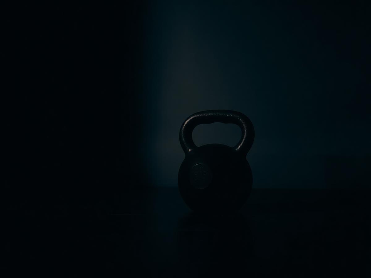 Kettlebell used for distance coaching programs